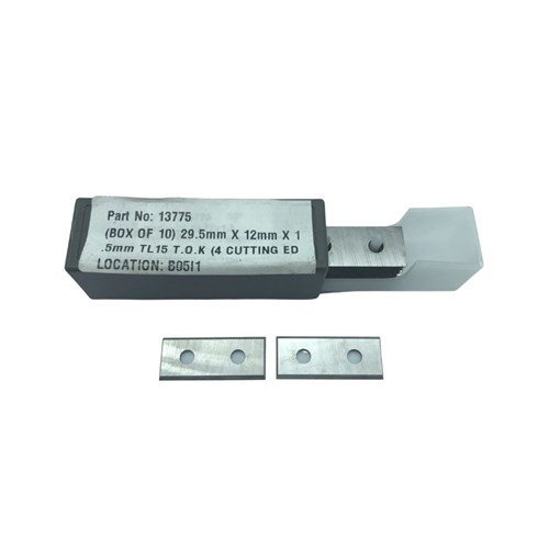 TIGRA 13775 29.5mm X 12mm X 1.5mm 4-cutting edge TL15 Reversible/Turnover Knives (BOX OF 10)
